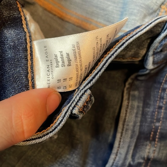American Eagle Next Level Stretch Dark Wash Jean‎ Size 18 - Picture 3 of 9